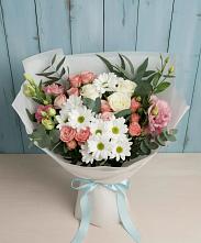 Букет цветов из:  Розы, Лизиантусы и Хризантемы в Сармаково
