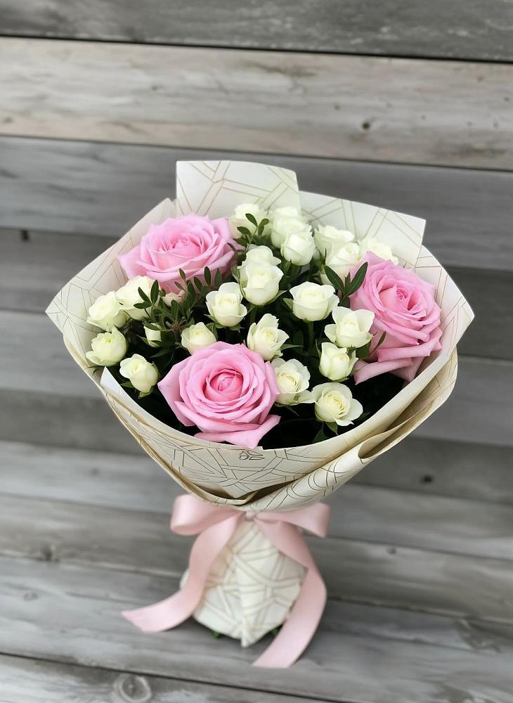 Букет цветов из: Розы в Сармаково