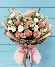 Букет цветов из:  Розы, Альстромерии и Лизиантусы #REPLACE_PRED# Сармаково