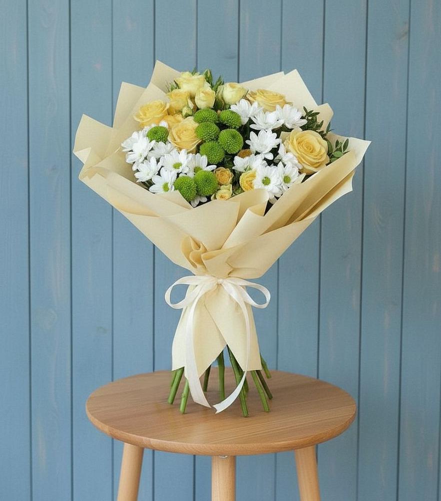 Букет цветов из: Хризантемы и Розы в Сармаково