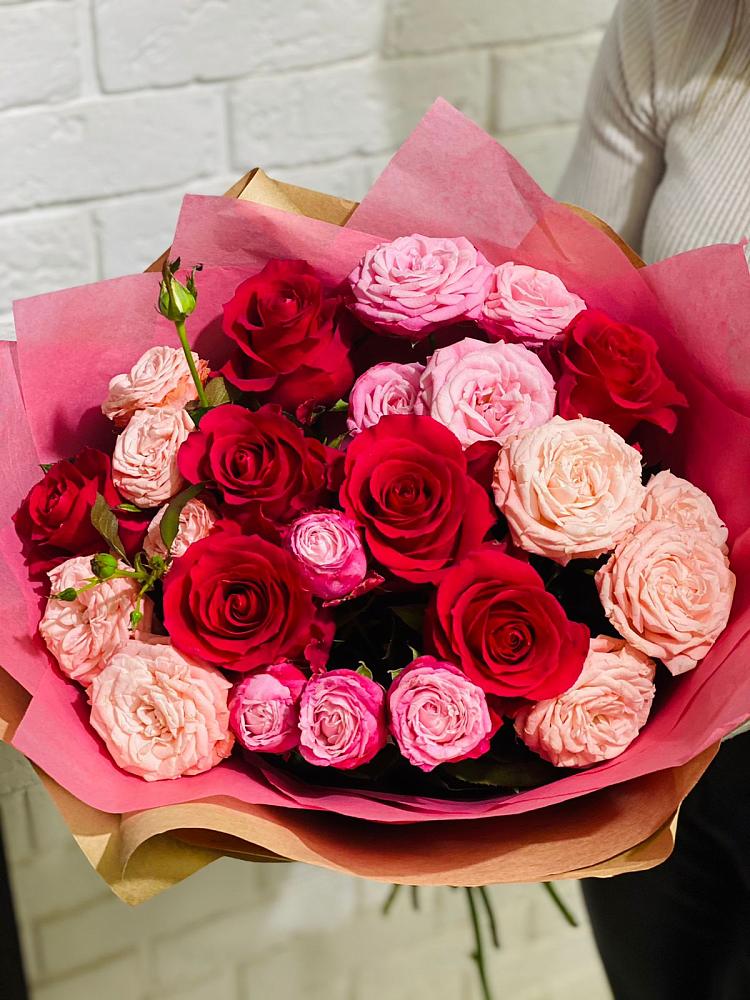 Букет цветов из: Розы в Сармаково