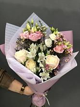 Букет цветов из:  Альстромерии, Розы и Лизиантусы #REPLACE_PRED# Сармаково