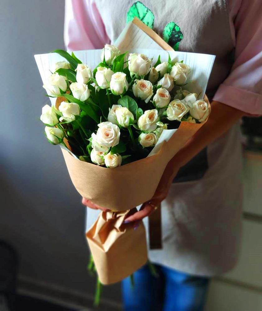 Букет цветов из: Розы в Сармаково