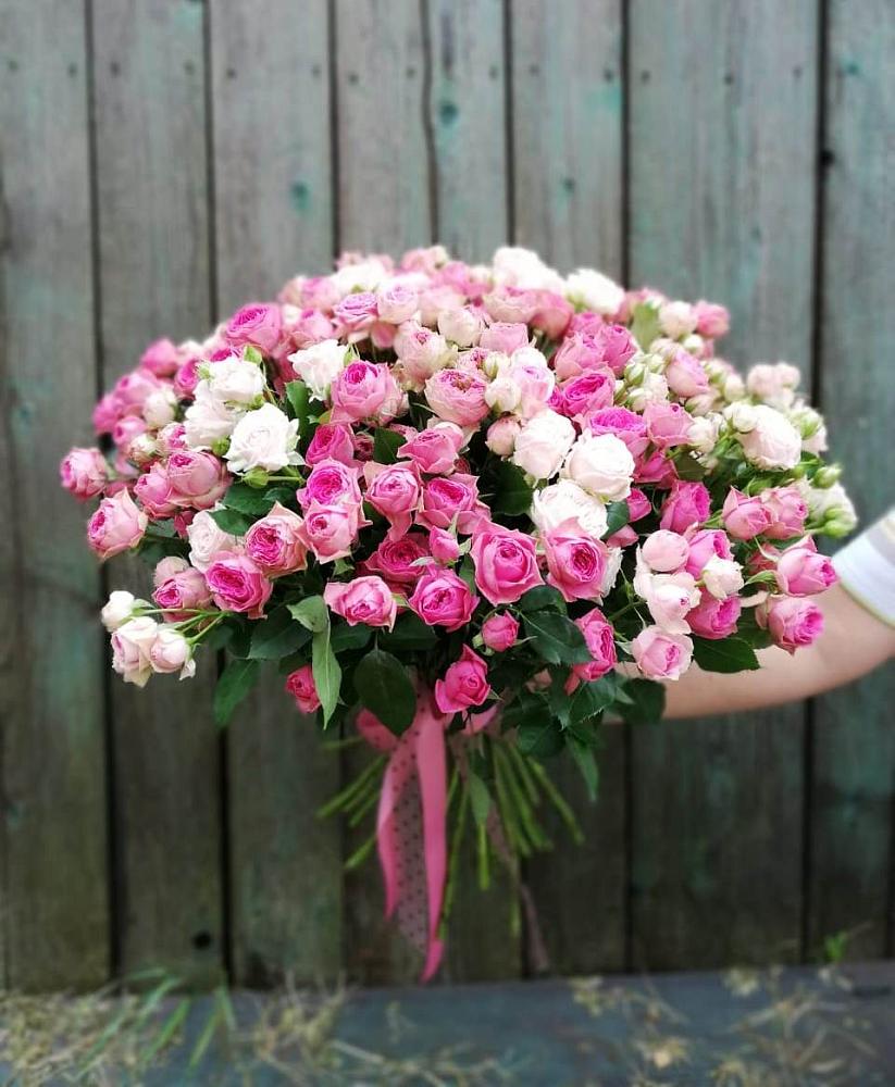 Букет Розовые кустовые розы Натали и Лав Лидия в Сармаково
