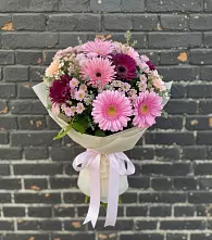 Букет цветов из:  Герберы и Хризантемы в Сармаково