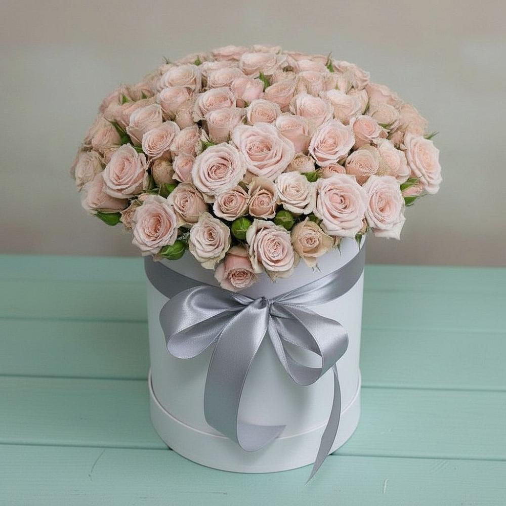 Цветочная композиция из Розы в шляпной коробке в Сармаково